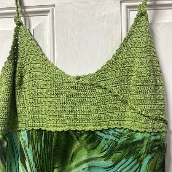 Size 8 green crocheted top sundress - Picture 2 of 6